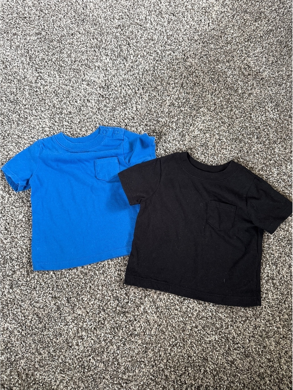 Garanimals Baby Boy Bundle Of Two T-Shirts Black & Blue Size 3-6 Months